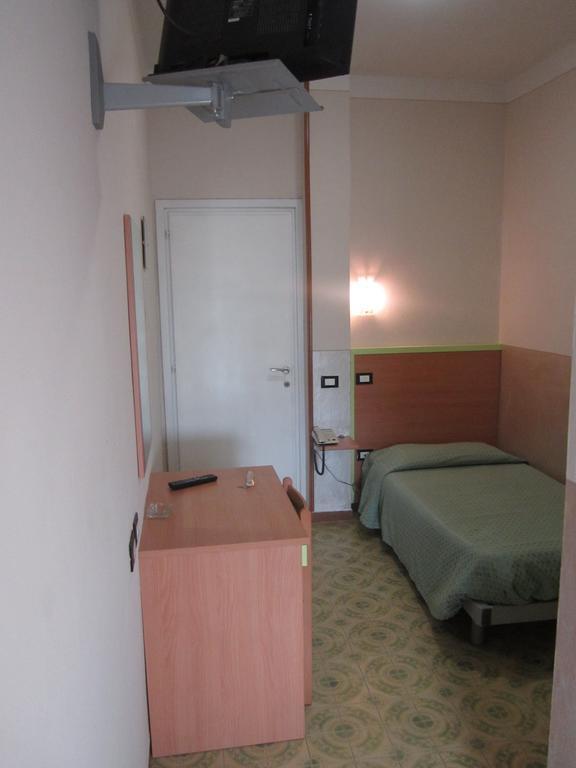 Hotel Marchina Брешия Экстерьер фото
