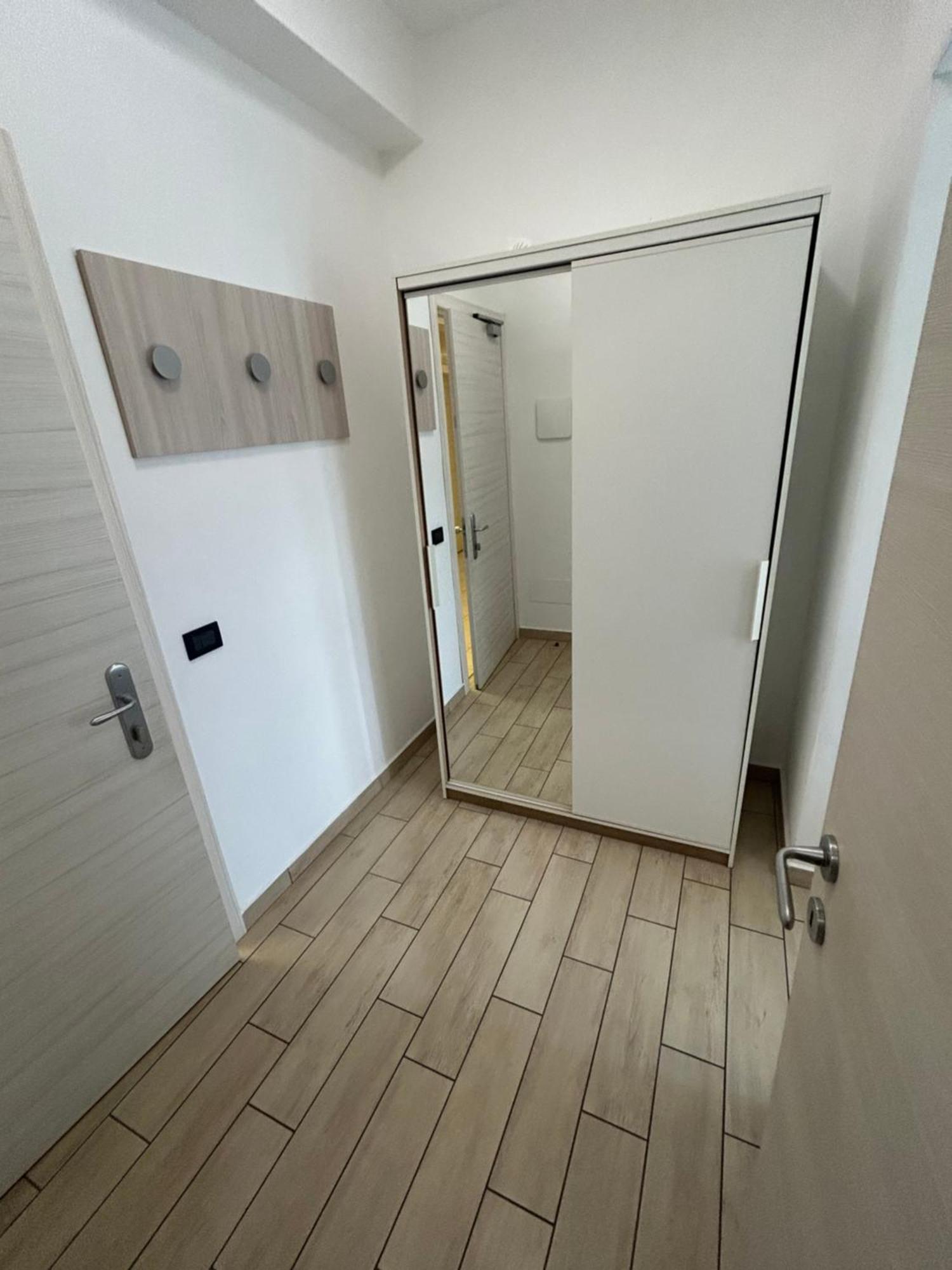 Hotel Marchina Брешия Экстерьер фото
