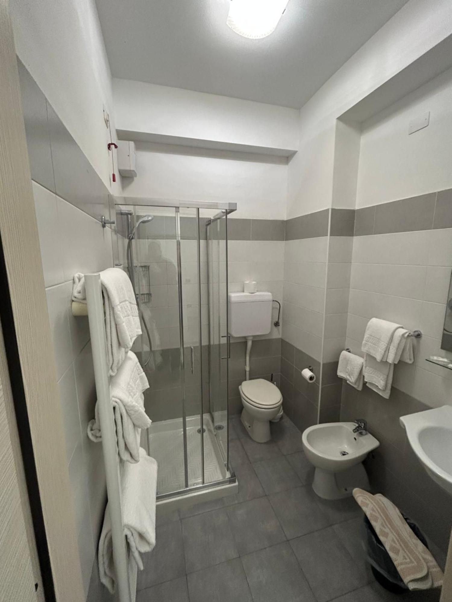 Hotel Marchina Брешия Экстерьер фото