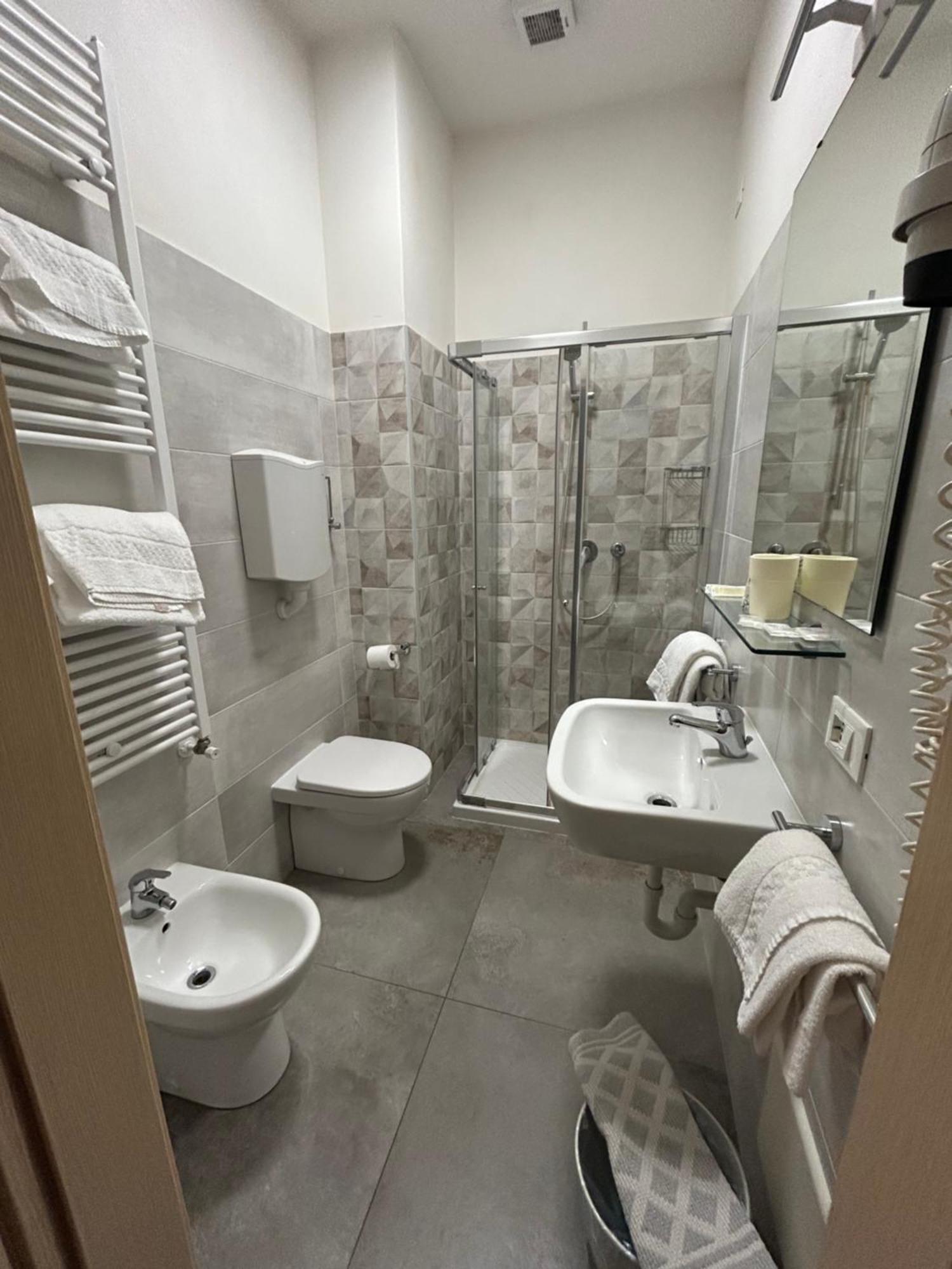 Hotel Marchina Брешия Экстерьер фото