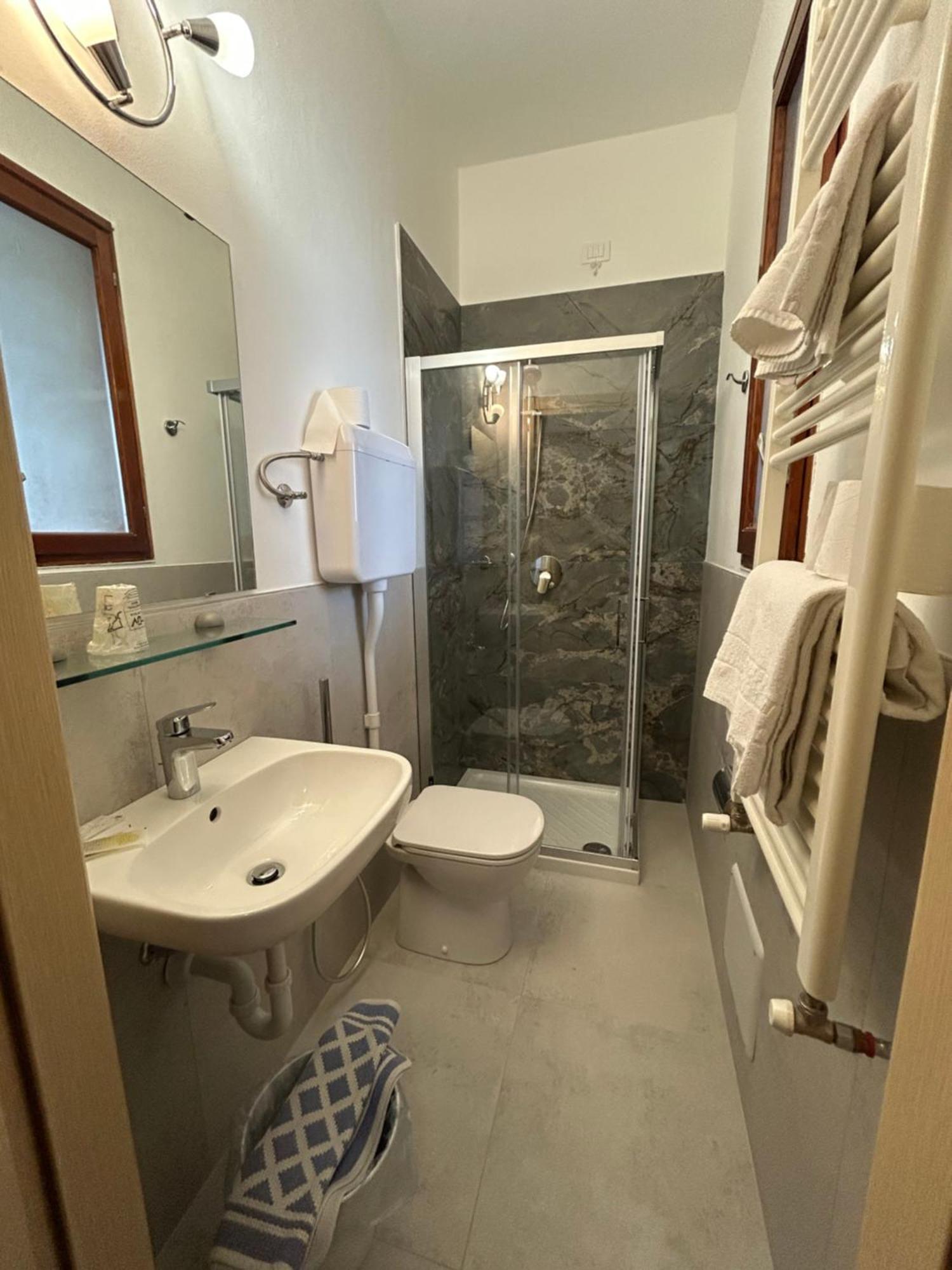 Hotel Marchina Брешия Экстерьер фото