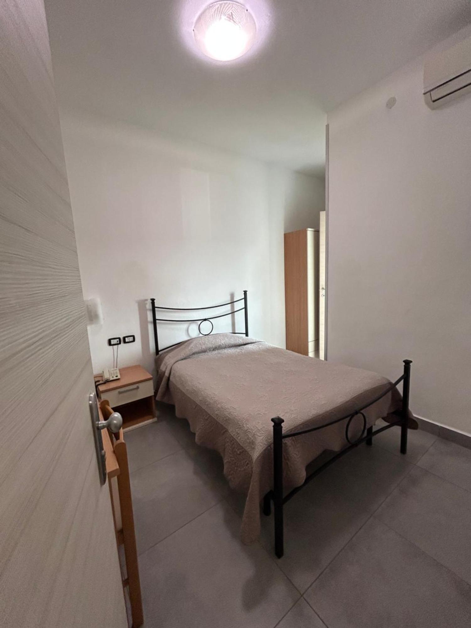 Hotel Marchina Брешия Экстерьер фото
